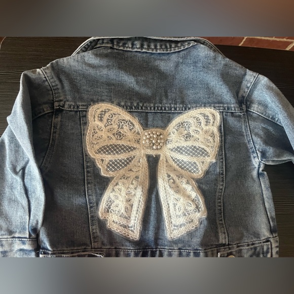 Kids Denim Jacket with Lace Bow size 3/4 - Picture 7 of 9